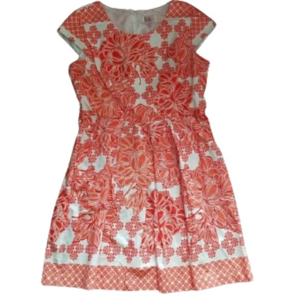 R&K Originals‎ Cap sleeve dress with side pockets.